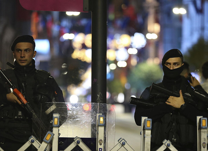 Turkish police arrest 17 suspects linked with IS