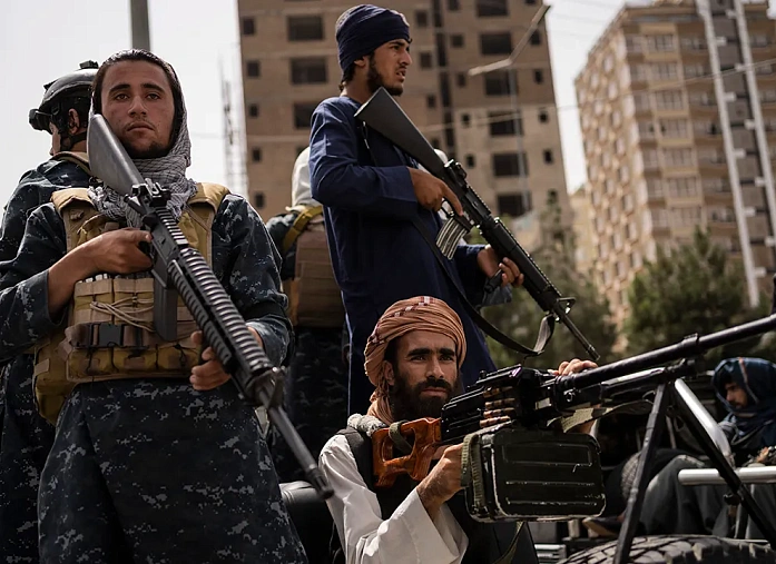 Taliban special forces arrest ISIS terrorists who carried out explosions in Kabul and Bamiyan