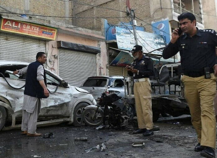 Terrorist attack in Pakistan leaves people dead and injured 