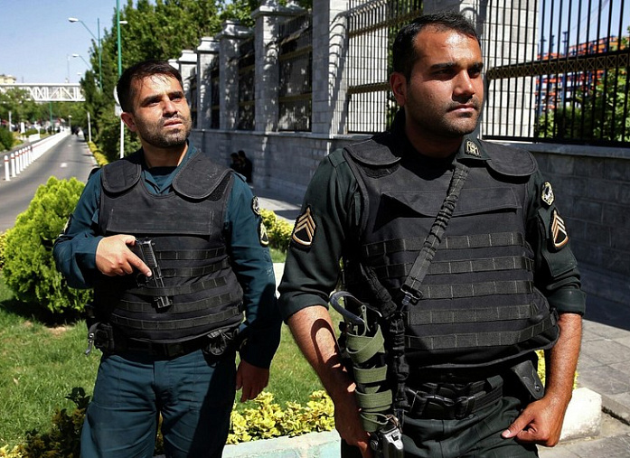 伊朗逮捕准备破坏总统选举的恐怖分子