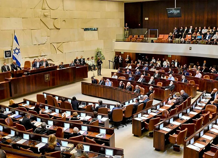 Israeli Knesset advances bill to expel attackers' family from Israel