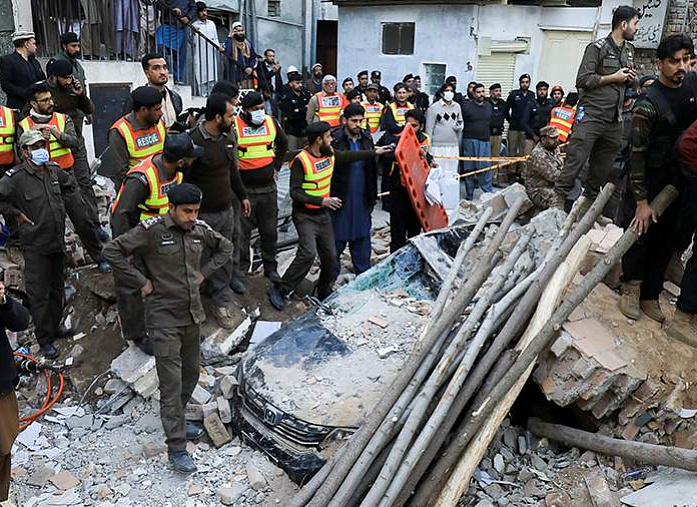 Almost all of the 100 killed in the terrorist attack in Pakistan were policemen