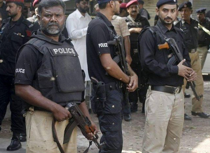 Six terrorists killed in police raid in Pakistan