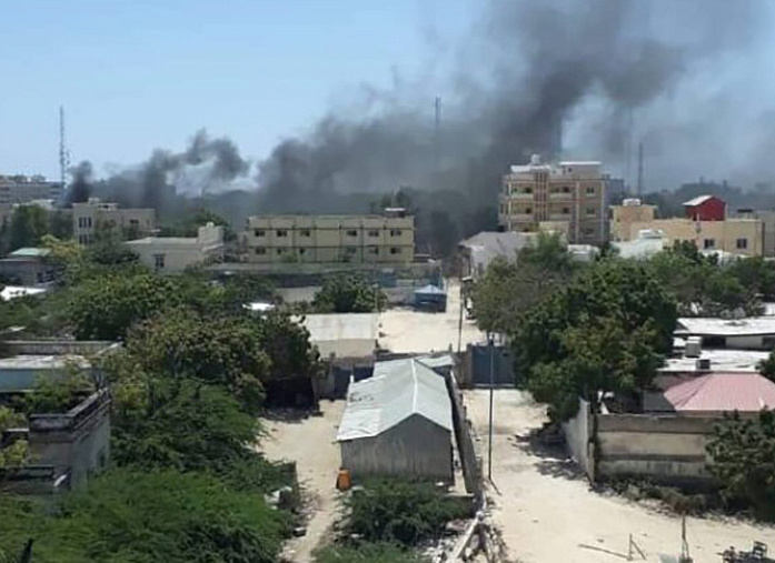 Massive blast rocks police academy in Somalia